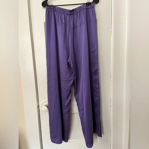 Lunya Silk Pajama Pants in Flying Fig (Purple); Large. - Picture 3 of 7